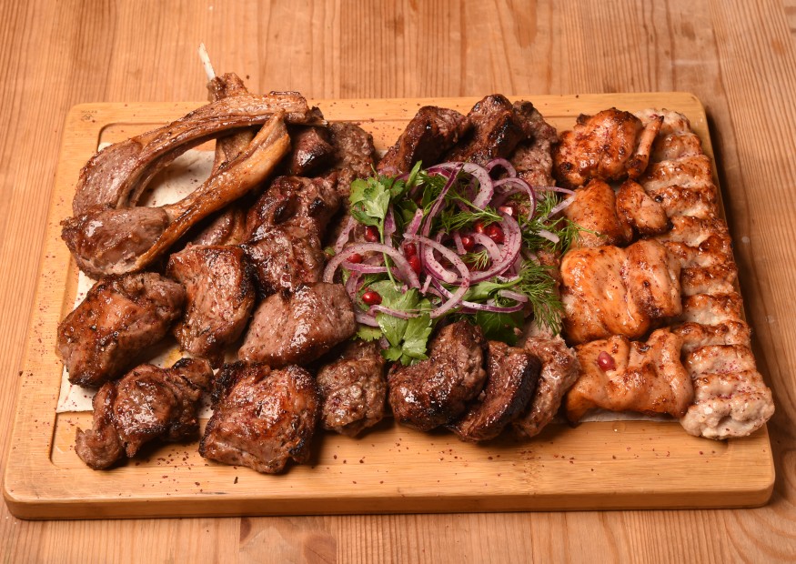 Shashlik platter "Meat kingdom"