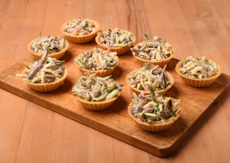 Rus salad tartlets