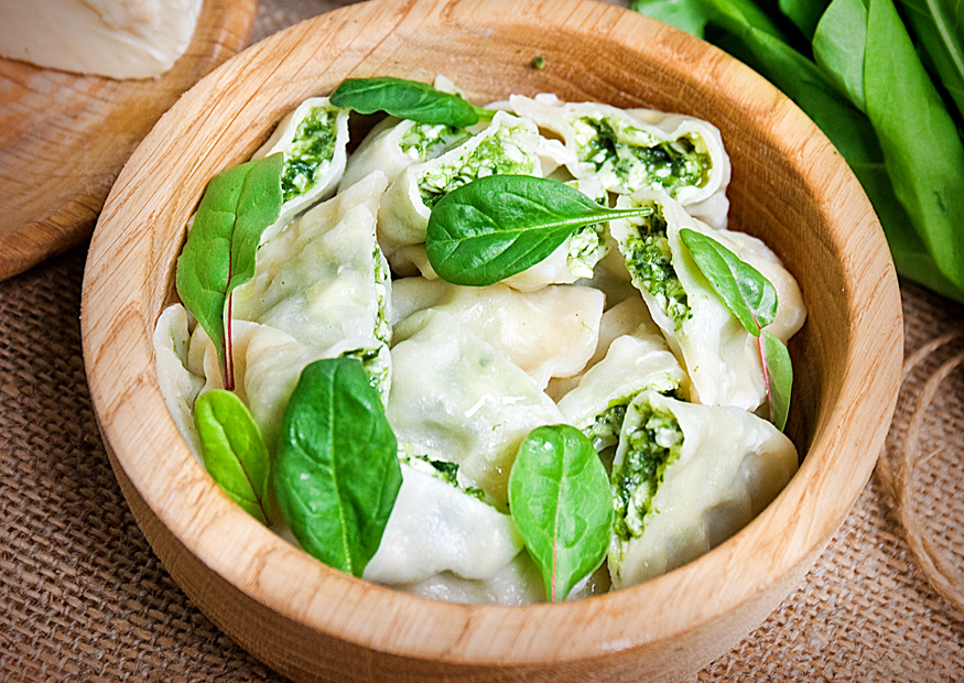 Dumplings with bryndza and spinach
